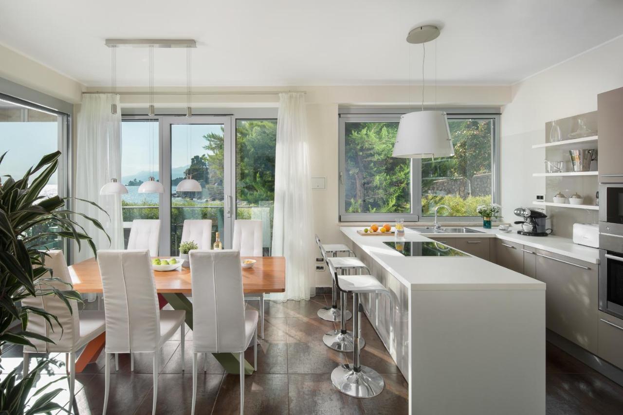 אופטיה Villa Arentz Residence - Front Sea Apartments מראה חיצוני תמונה